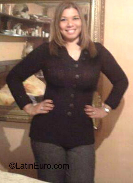 Date this happy Chile girl Nereida from Santiago CL67