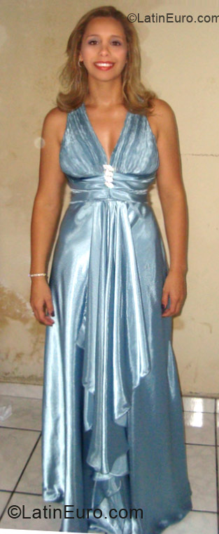 Date this hard body Brazil girl JAMILLE from Ipira BR6898