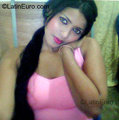 Date this sultry Colombia girl Liz from Barranquilla CO12643