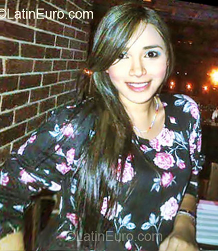 Date this fun Colombia girl Eliana from Monteria CO10893