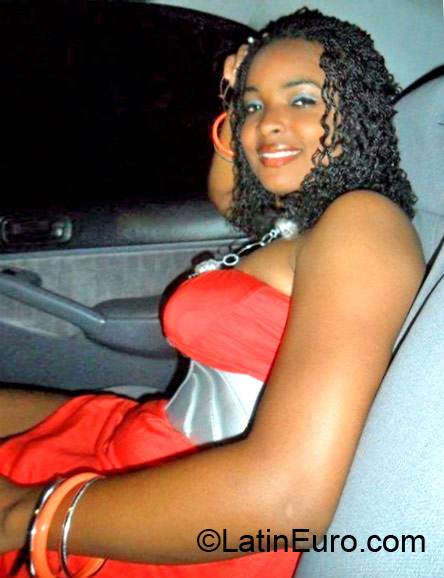 Date this athletic Jamaica girl Sweet from Kingston JM618