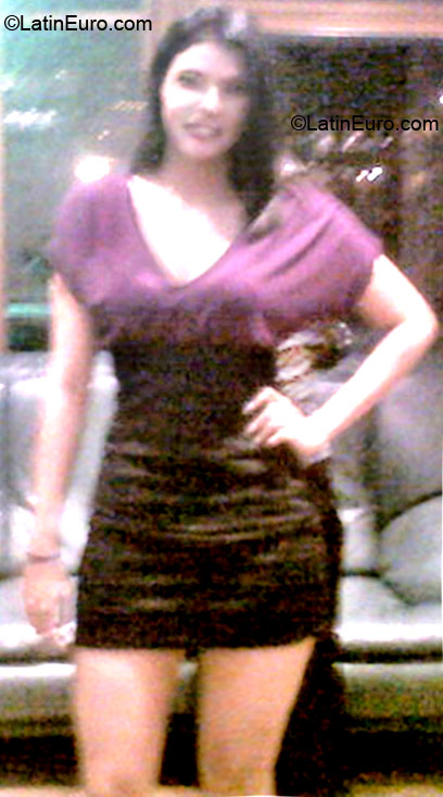 Date this athletic Colombia girl Carolina from Cali CO11129