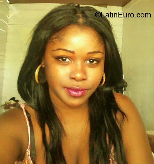 Date this delightful Jamaica girl Casey ann from negril JM779