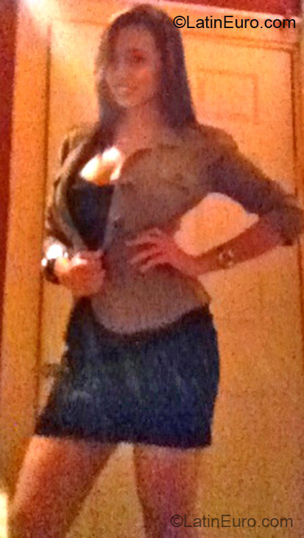 Date this exotic Honduras girl Aby from San Pedro HN721