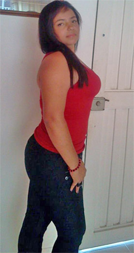 Date this pretty Colombia girl Maryluz from Manizales CO11275