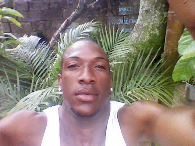 Date this good-looking Dominican Republic man Ismael from Santo Domingo DO12577