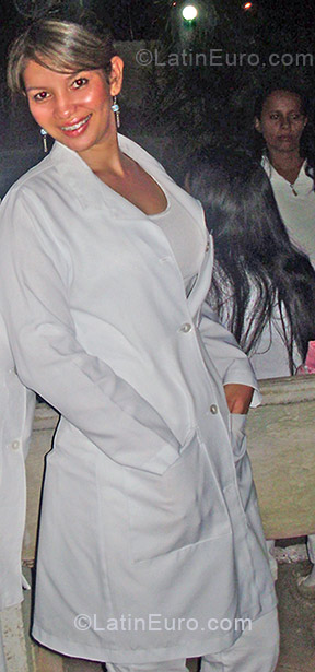 Date this sultry Brazil girl Rosilda from Belem BR7139