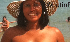 Date this funny Brazil girl Laura from Rio Das Ostras BR7143