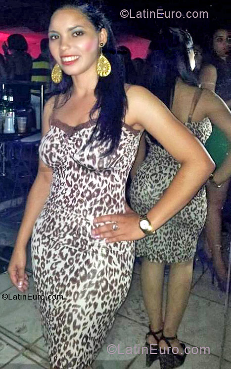 Date this passionate Dominican Republic girl Ana from Santo Domingo DO12759
