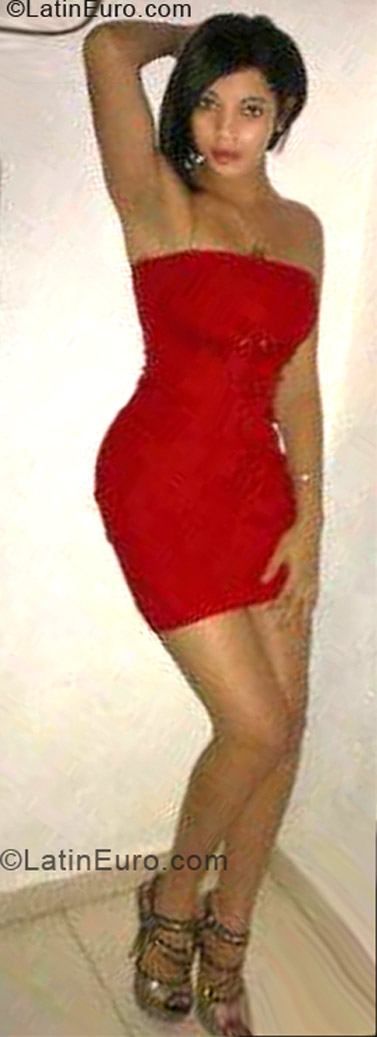 Date this exotic Dominican Republic girl Corama from La Romana DO12857