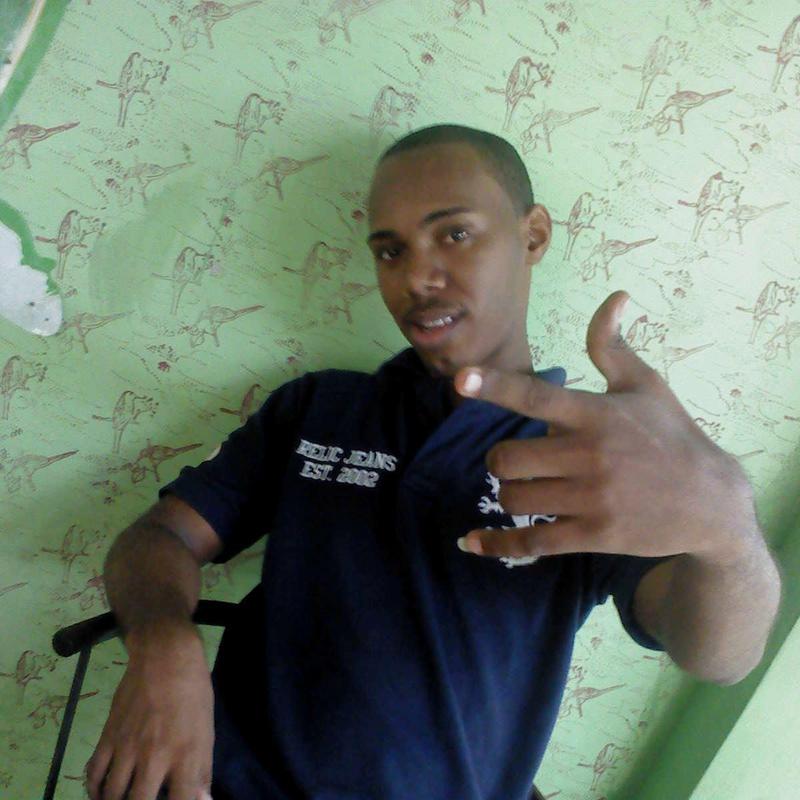 Date this tall Dominican Republic man Luisito from Santo Domingo DO13146