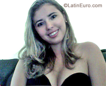 Date this tall Brazil girl Kathelen from Rio Verde BR7249