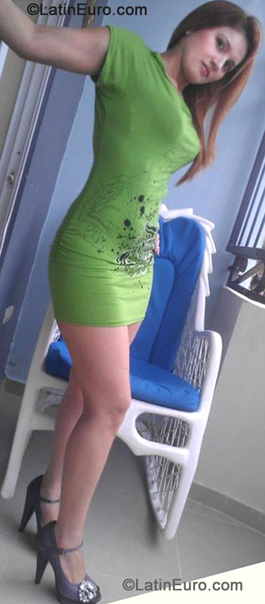 Date this passionate Dominican Republic girl Dori from Santiago DO13396