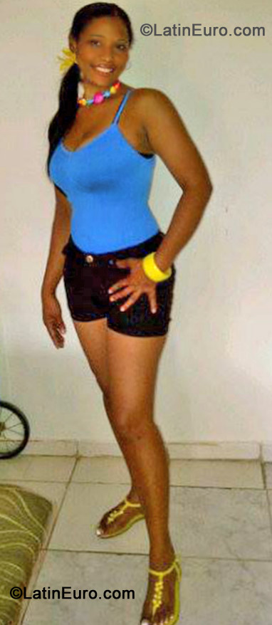 Date this pretty Dominican Republic girl Socorro from Puerto Plata DO13416
