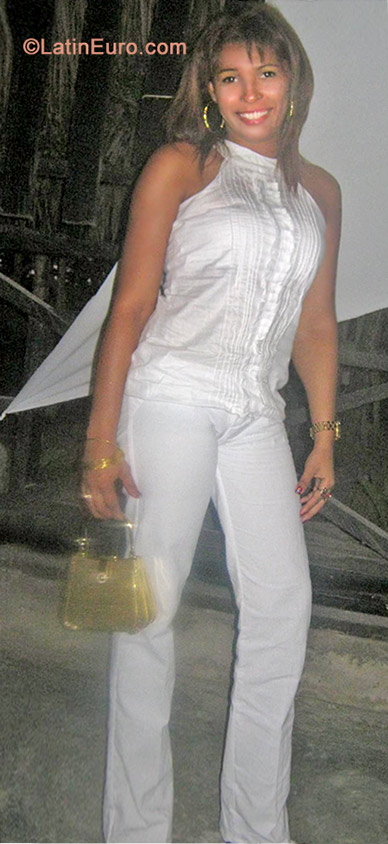 Date this hot Colombia girl Glis from Cartagena CO11757