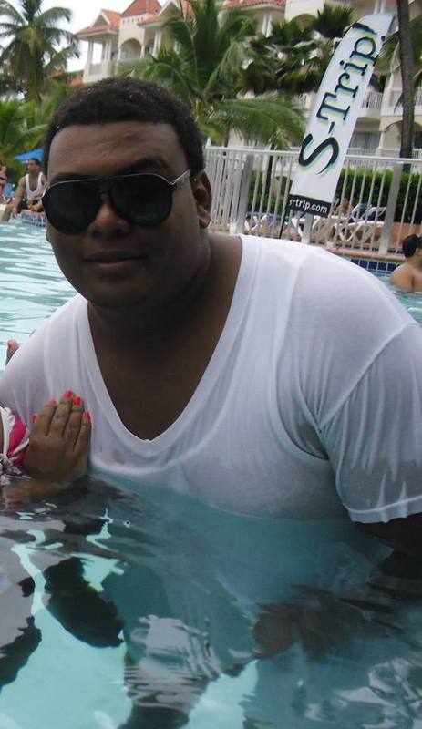 Date this nice looking United States man Felix from Santo Domingo DO13678