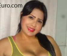 Date this sensual Colombia girl Nury from Pereira CO11845