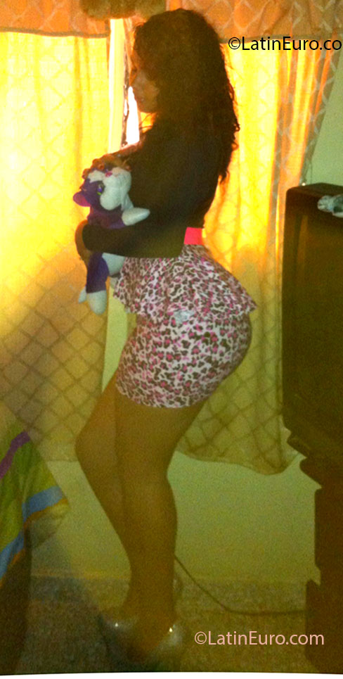 Date this beautiful Dominican Republic girl ROSAURA from Santo Domingo DO13977