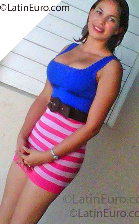 Date this delightful Dominican Republic girl Mervilis from Santiago DO14001