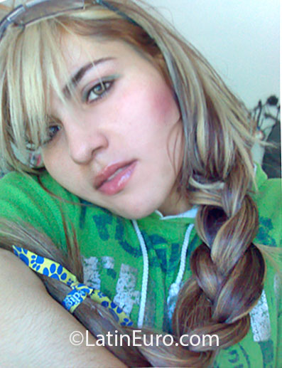 Date this cute Mexico girl Ivette from Guadalalajara MX823