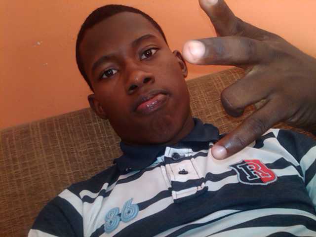 Date this young Dominican Republic man Julio alberto l from Santo Domingo DO14103