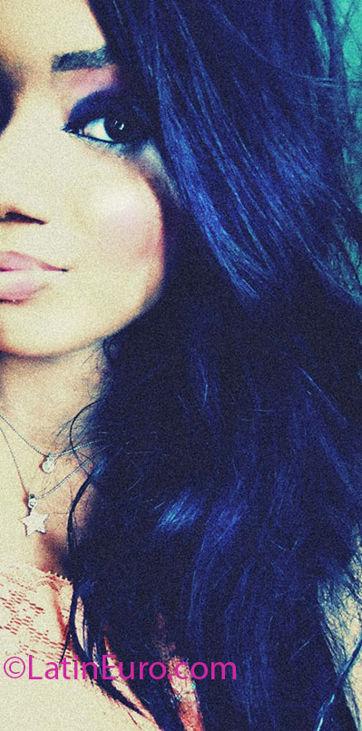 Date this stunning Brazil girl Camila from Salvador BR7408