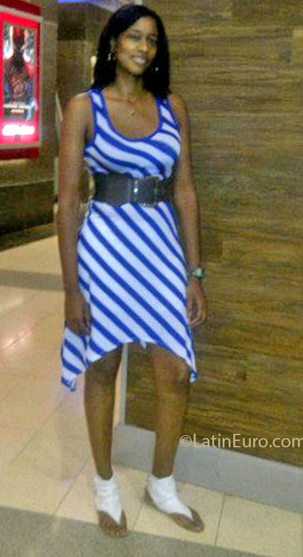 Date this cute Dominican Republic girl Mirla from Santo Domingo DO14175