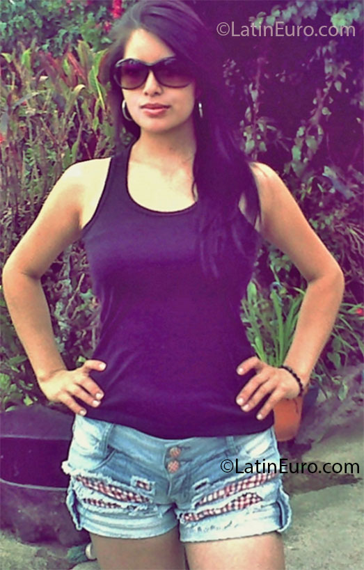 Date this passionate Colombia girl Lucia from Cali CO12008