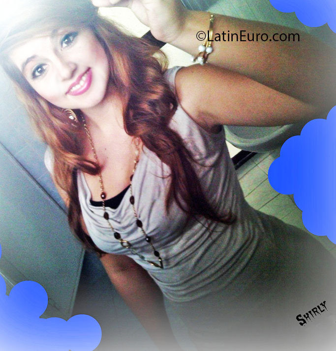 Date this foxy Colombia girl Shirley gonzale from Barrancabermeja CO12031