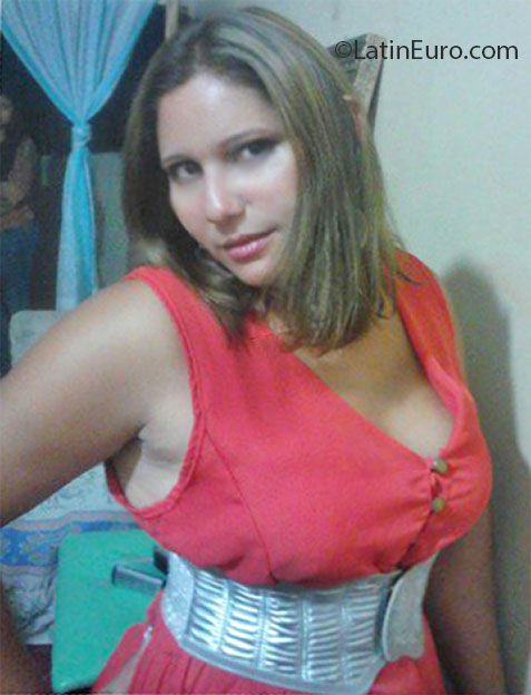 Date this fun Honduras girl Juanita from Santa Barbara HN798