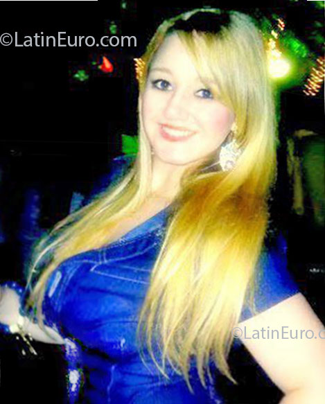 Date this charming Brazil girl Ana from Tres Lagoas BR7476