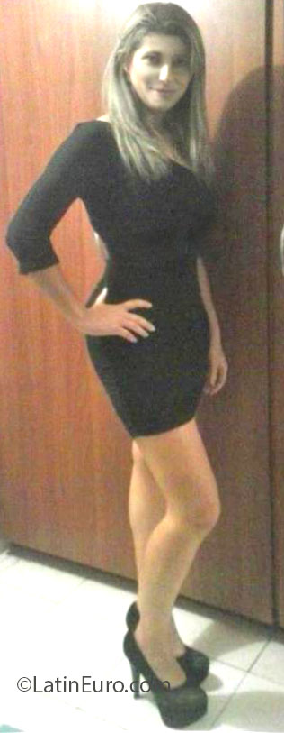 Date this foxy Colombia girl Marcela from Manizales CO12148