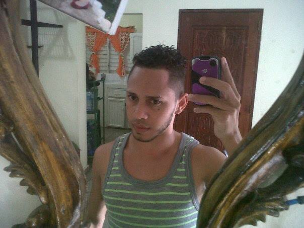 Date this pretty Dominican Republic man Manuel from La Vega DO14424