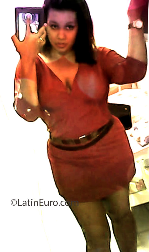 Date this foxy Brazil girl Daniela from Cuiaba BR7499