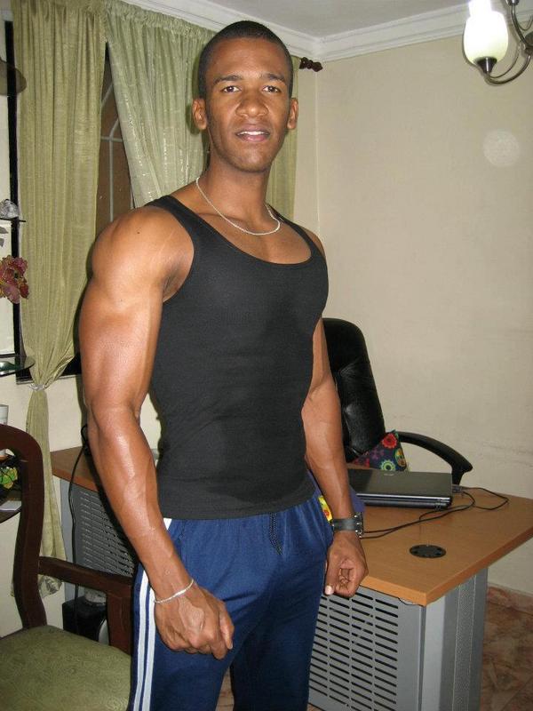 Date this sensual Dominican Republic man Jhonny from Santo Domingo DO14717