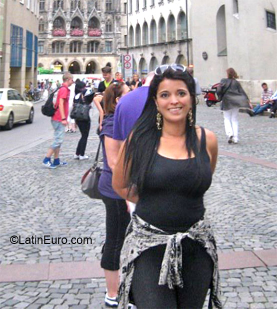 Date this sultry Brazil girl Susana from Brasilia BR7569