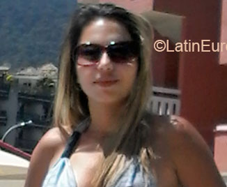 Date this pretty Brazil girl Fabiana from Rio de Janeiro BR7604