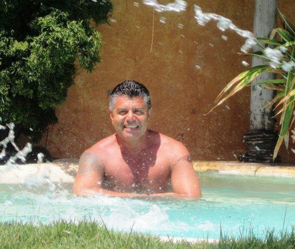 Date this delightful United States man Cesarc from Chicago US14047