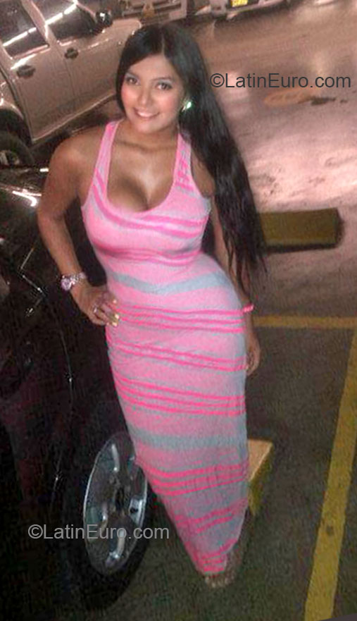Date this foxy Colombia girl Denis from Medellin CO14892