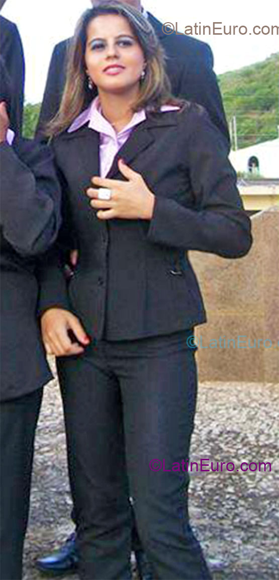 Date this hot Brazil girl Quitiria from Maceio BR7643