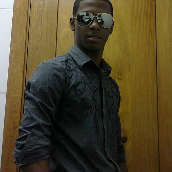 Date this lovely Dominican Republic man Edwin from Santo Domingo DO15115