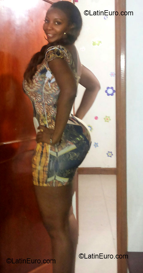 Date this tall Colombia girl Nafer from Medellin CO12621