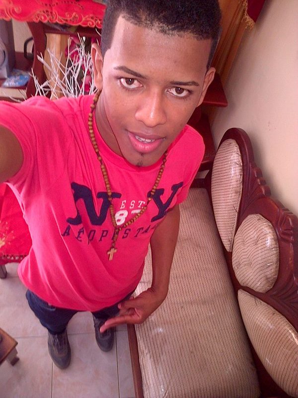 Date this nice looking Dominican Republic man Edwin from Santo Domingo DO15187