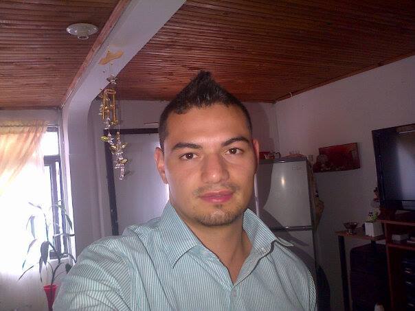 Date this attractive Colombia man Mario andres si from Pereira CO12635