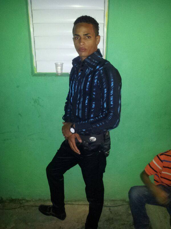 Date this passionate France man Adonis vasquez from Santo Domingo FR190