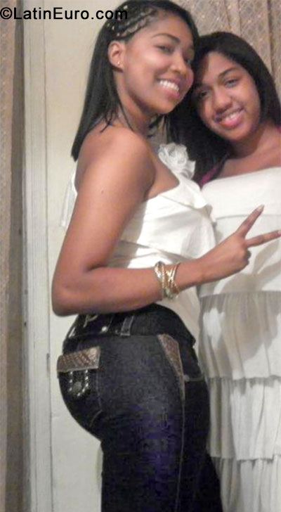 Date this charming Colombia girl Angie tatiana d from Cali CO12762