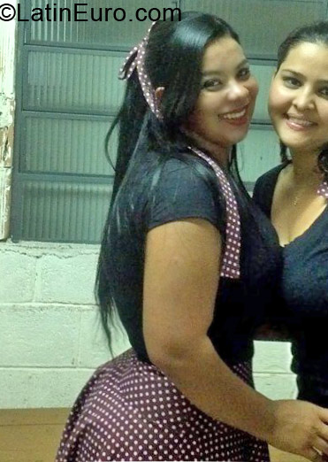 Date this sultry Brazil girl Sofia from Divinopolis BR7711