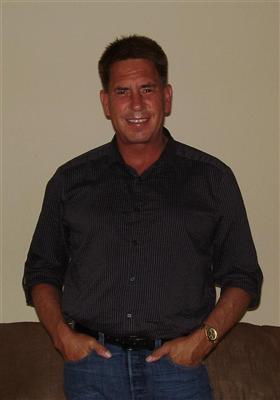 Date this delightful United States man Ben from Concord US14194