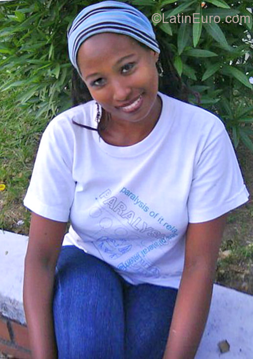 Date this delightful Colombia girl Sorlany from Cali CO12940