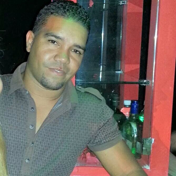 Date this voluptuous Dominican Republic man Junior felix from Santiago De Los Caballeros DO15938